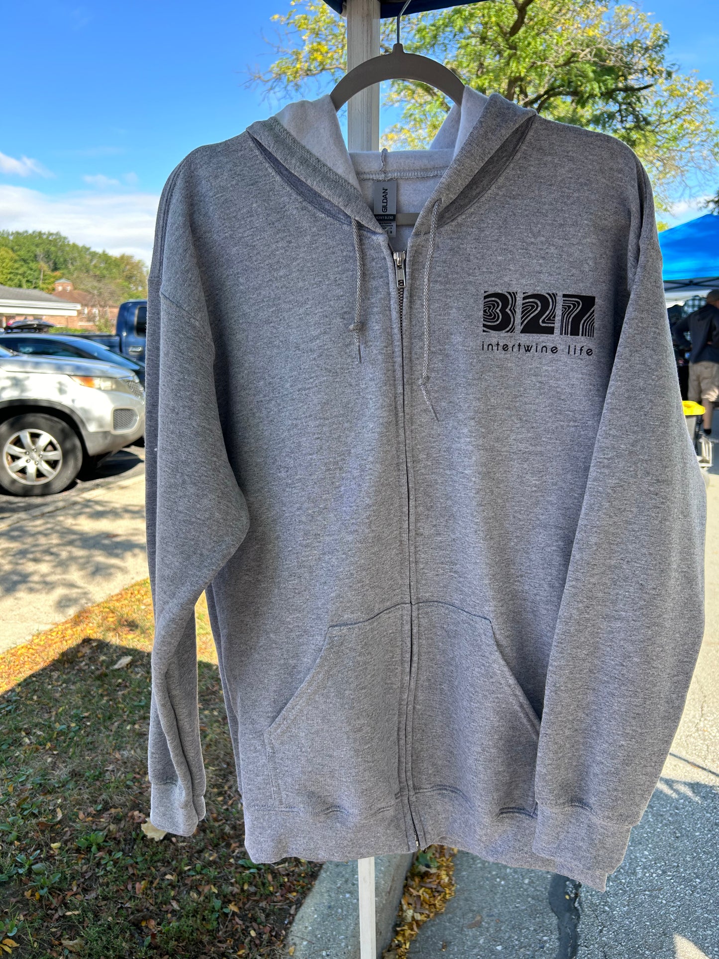 327 Intertwine Life Adult Zip up